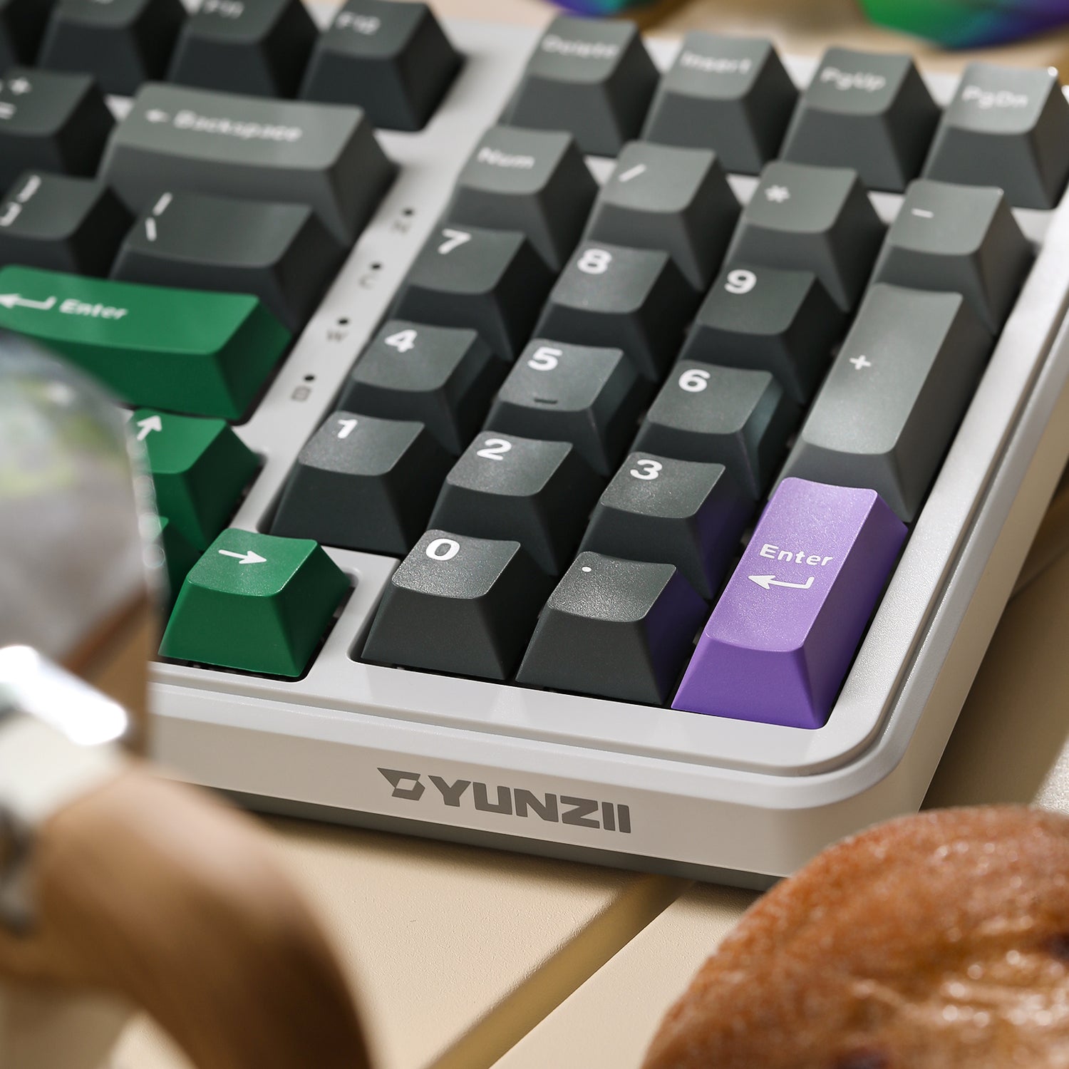 YUNZII B98 Wireless Mechanical Keyboard