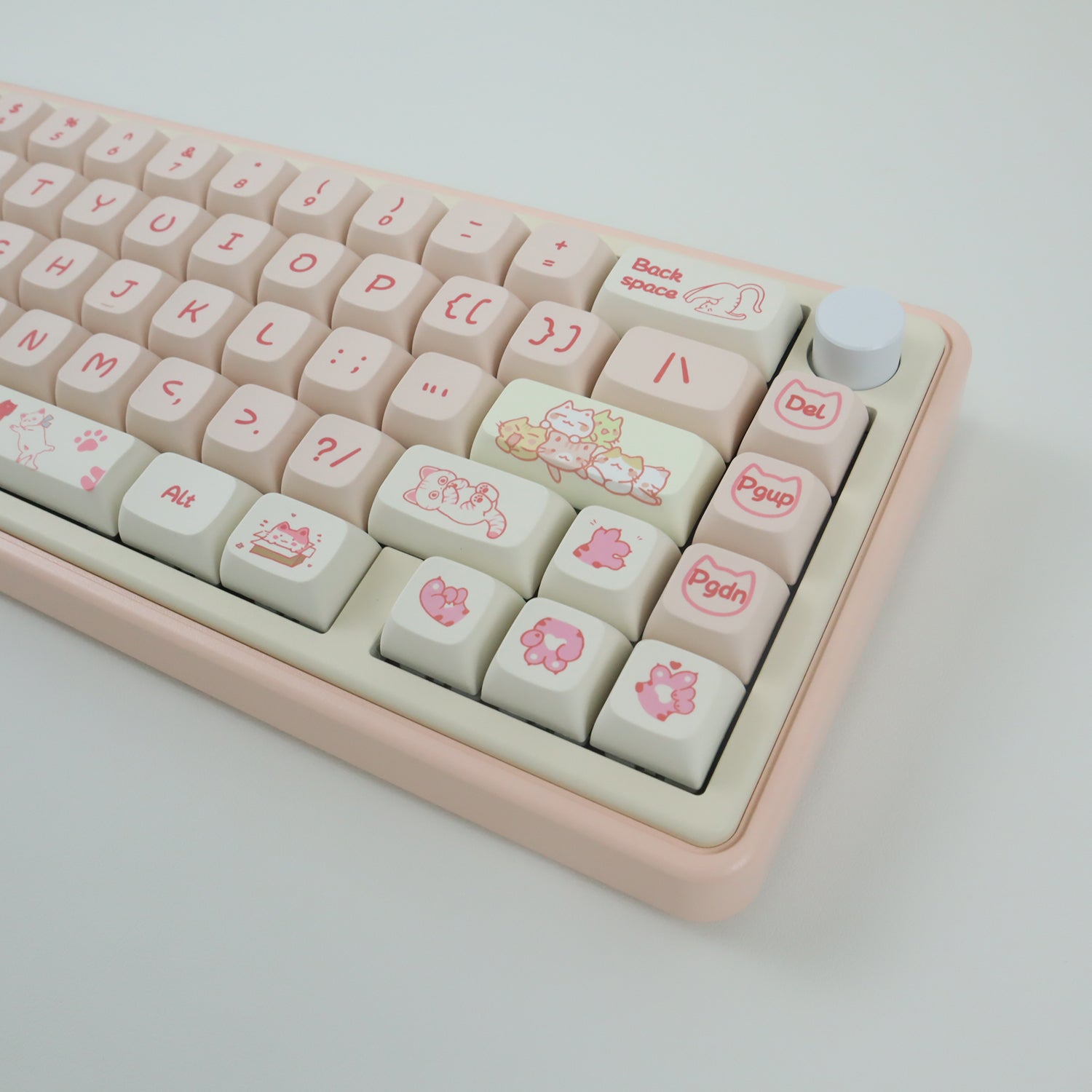 YUNZII Peach Kitty Keycap Set