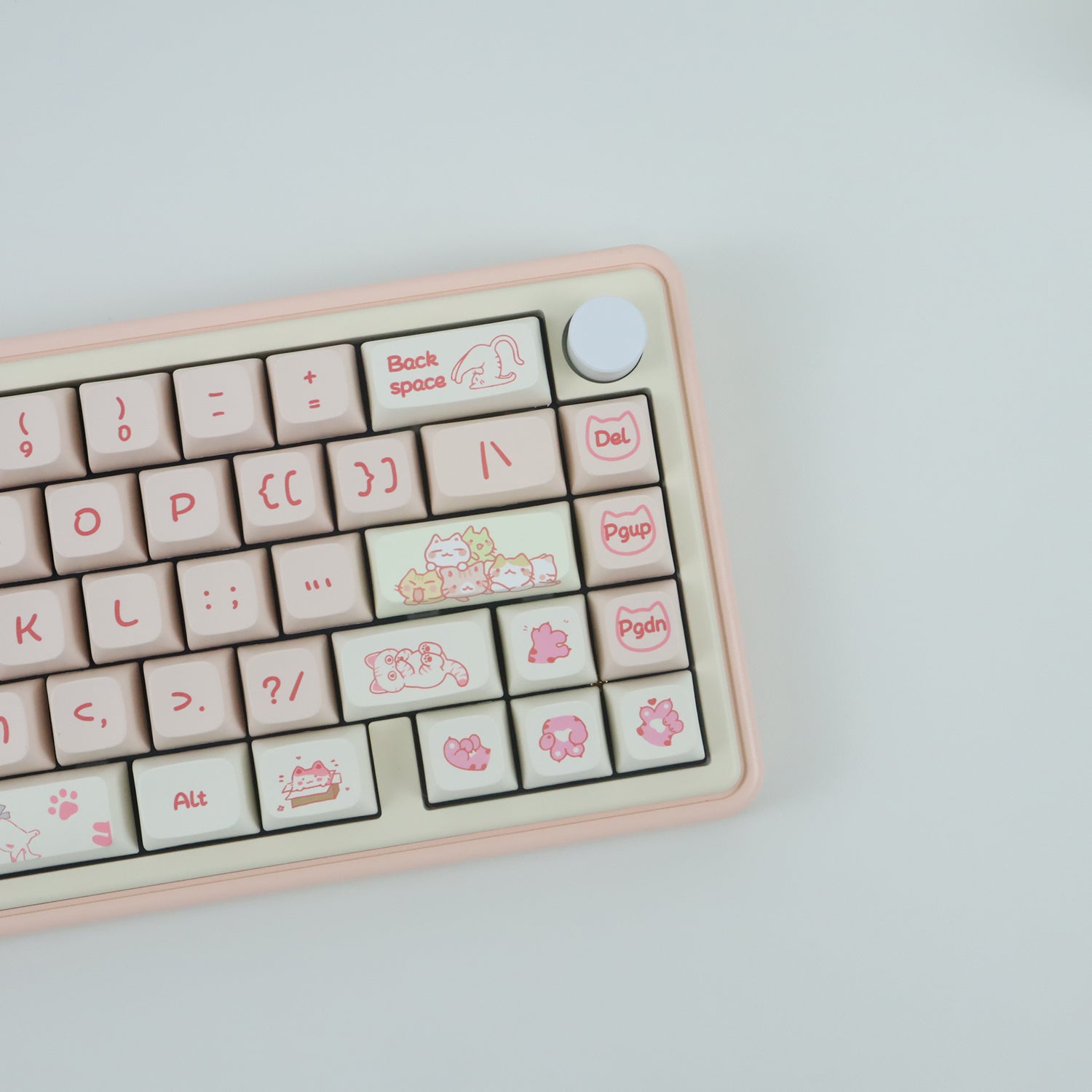 YUNZII Peach Kitty Keycap Set
