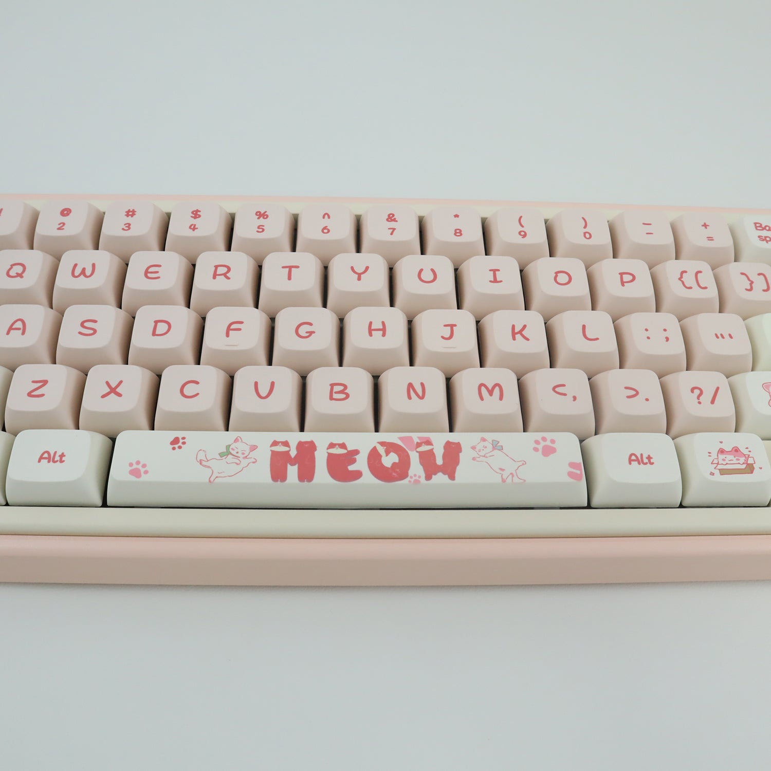 YUNZII Peach Kitty Keycap Set