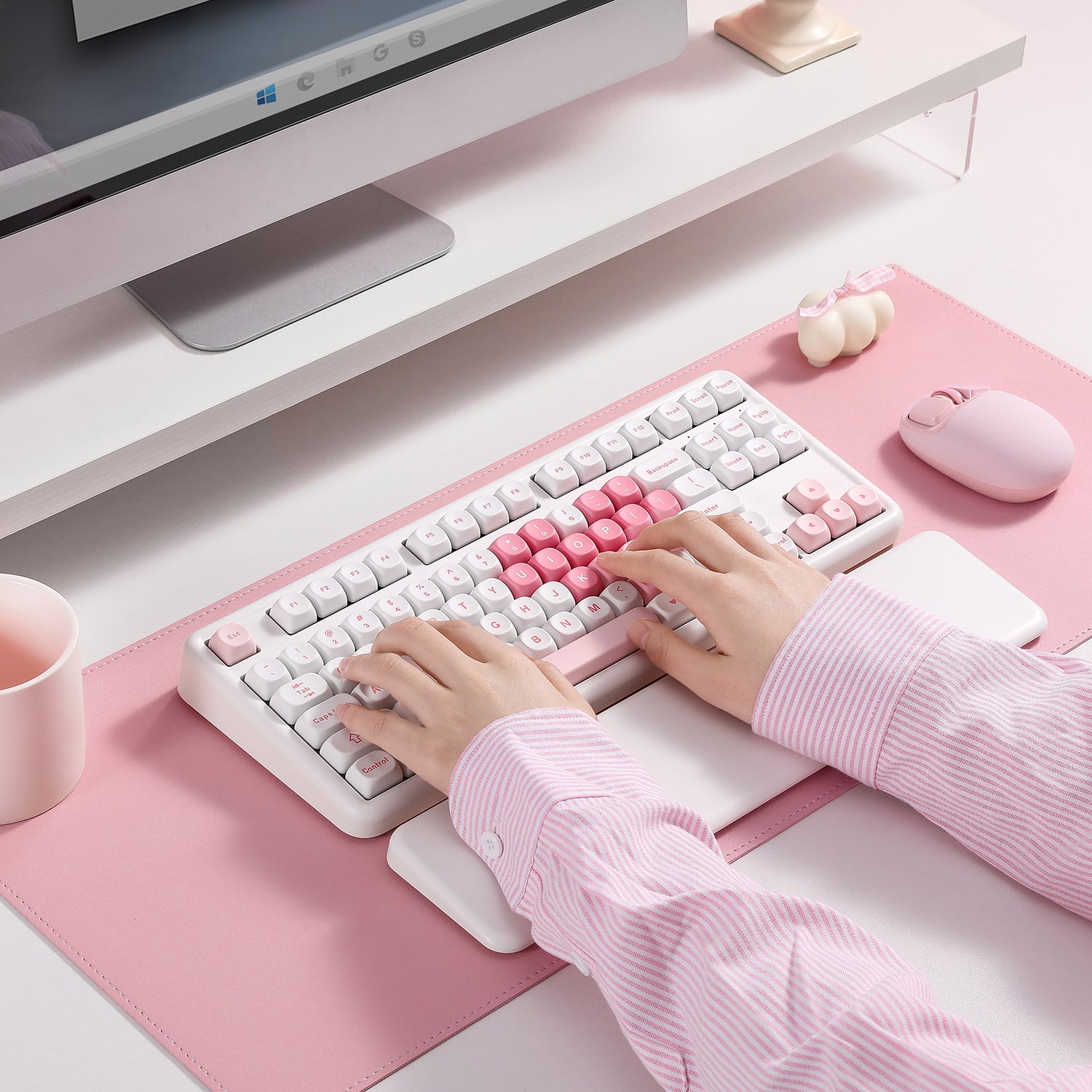 YUNZII B87 White Heart QMK/VIA Custom Mechanical Keyboard