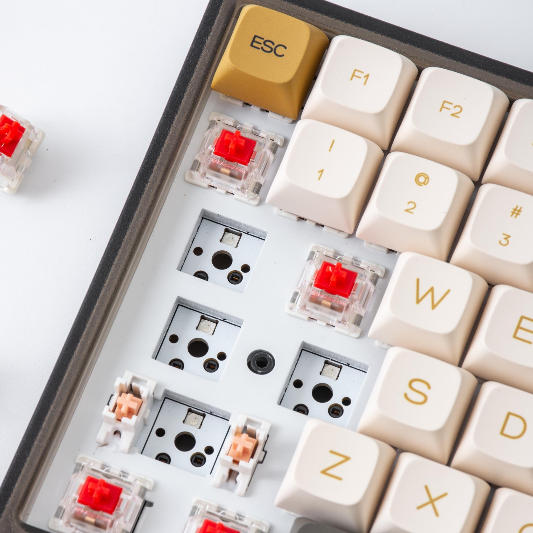 YUNZII KC84 Pro Hot Swappable Mechanical Keyboard -Shimmer