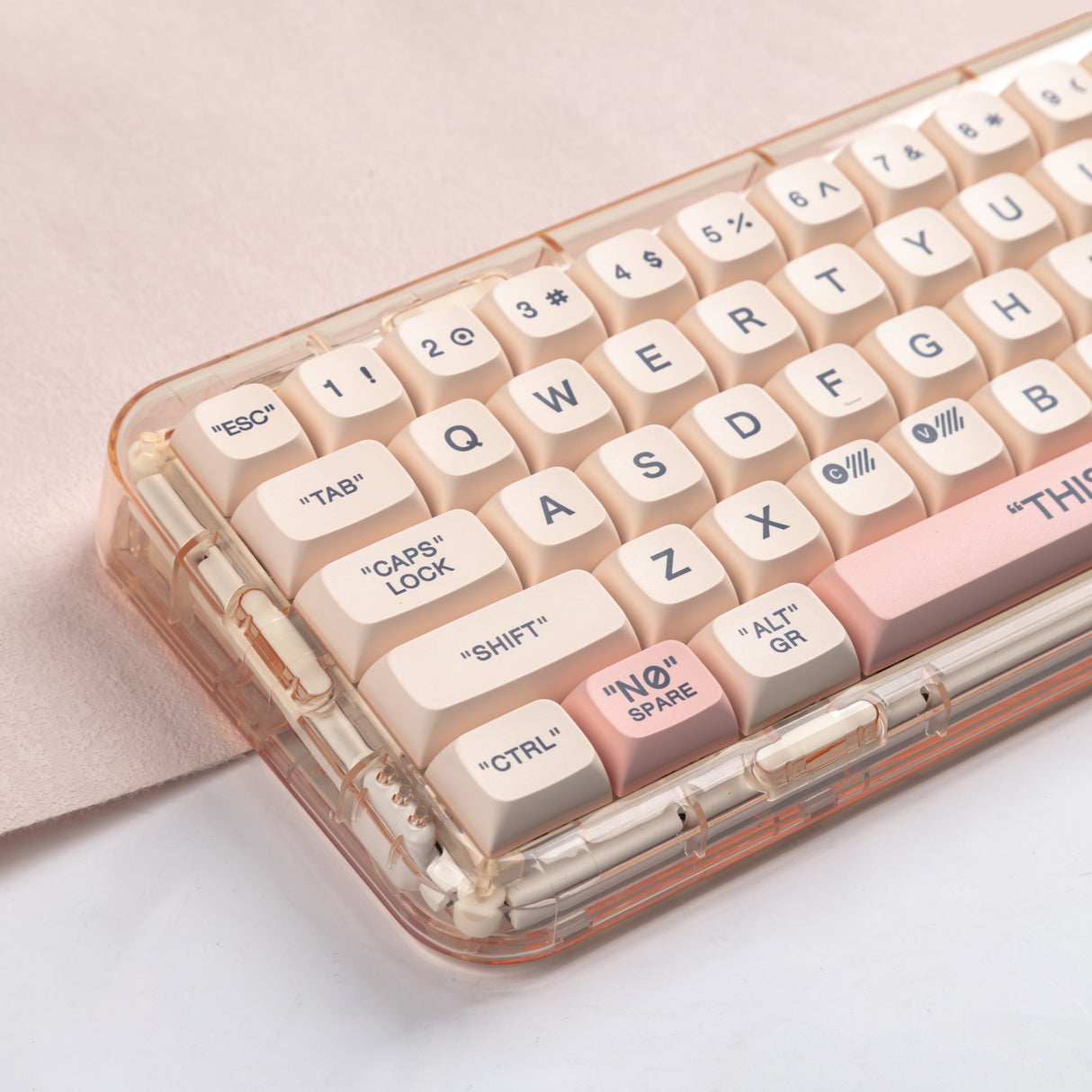 YUNZII Plastic Pink Keycap Set