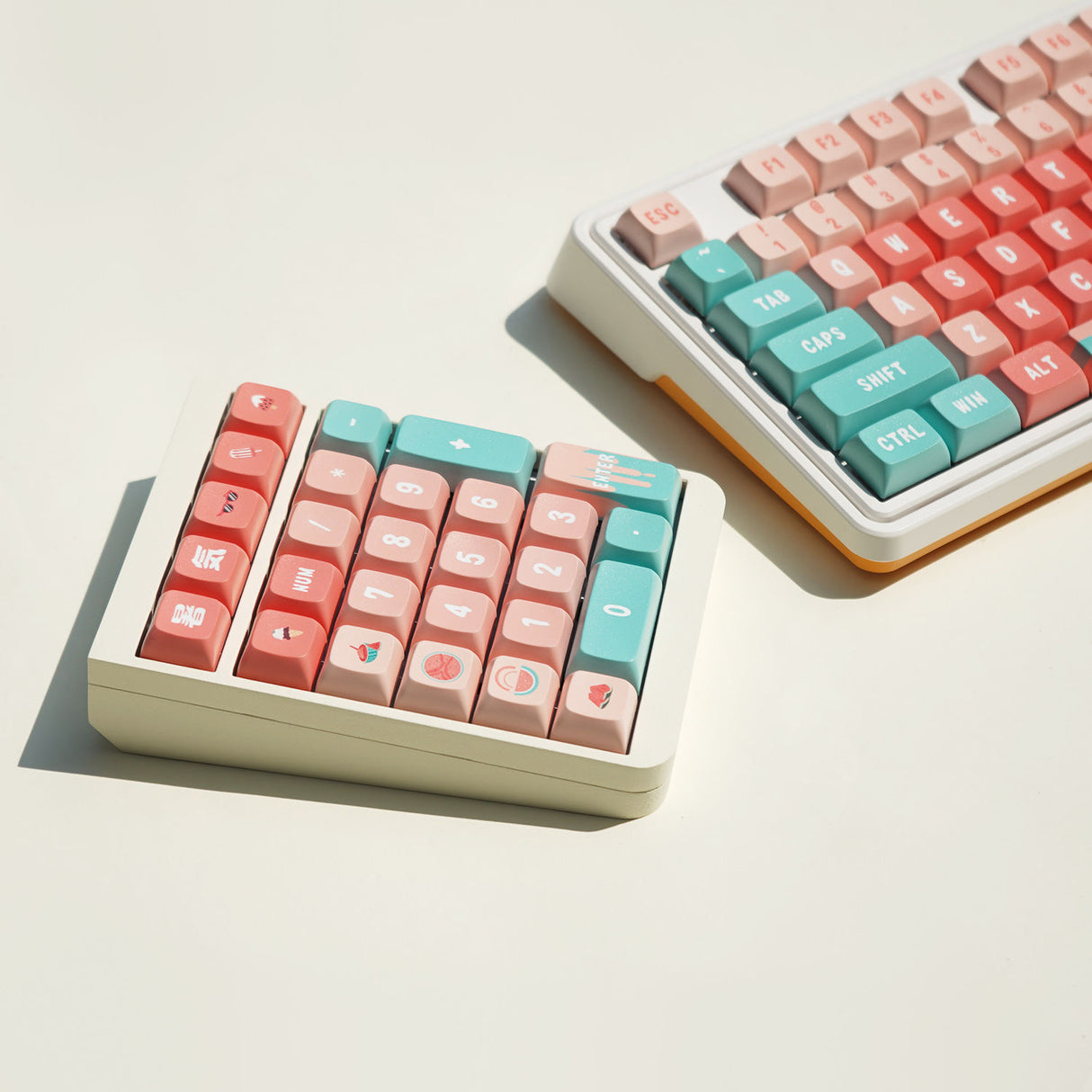 YUNZII Watermelon Keycap Set