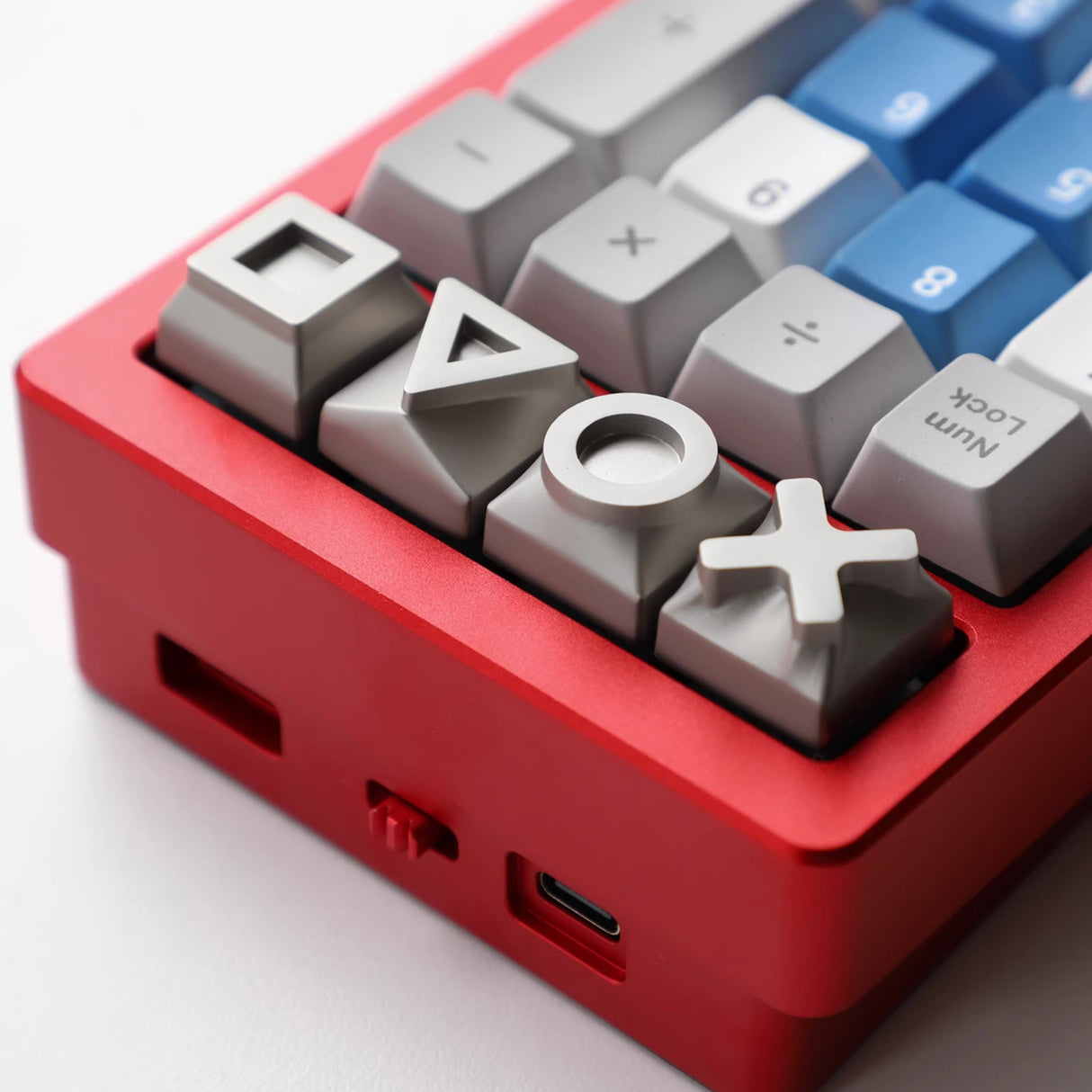 YUNZII Geometric Zinc Artisan Keycap