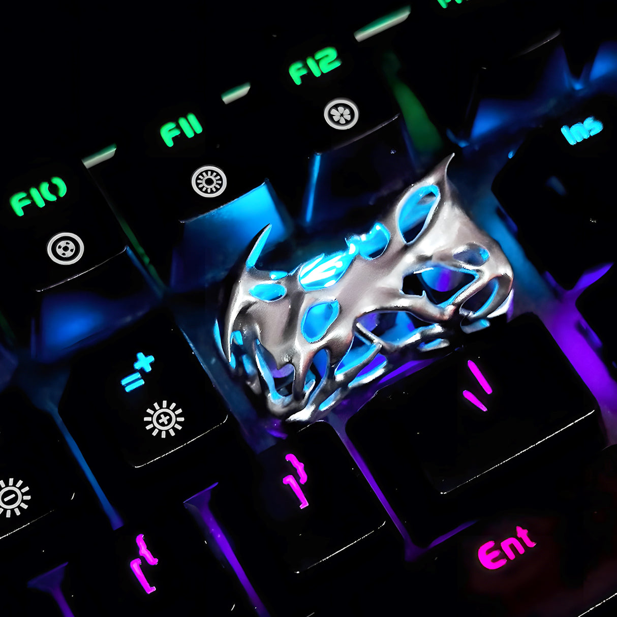 YUNZII Prick Hollow Handmade Artisan Keycap - 2U