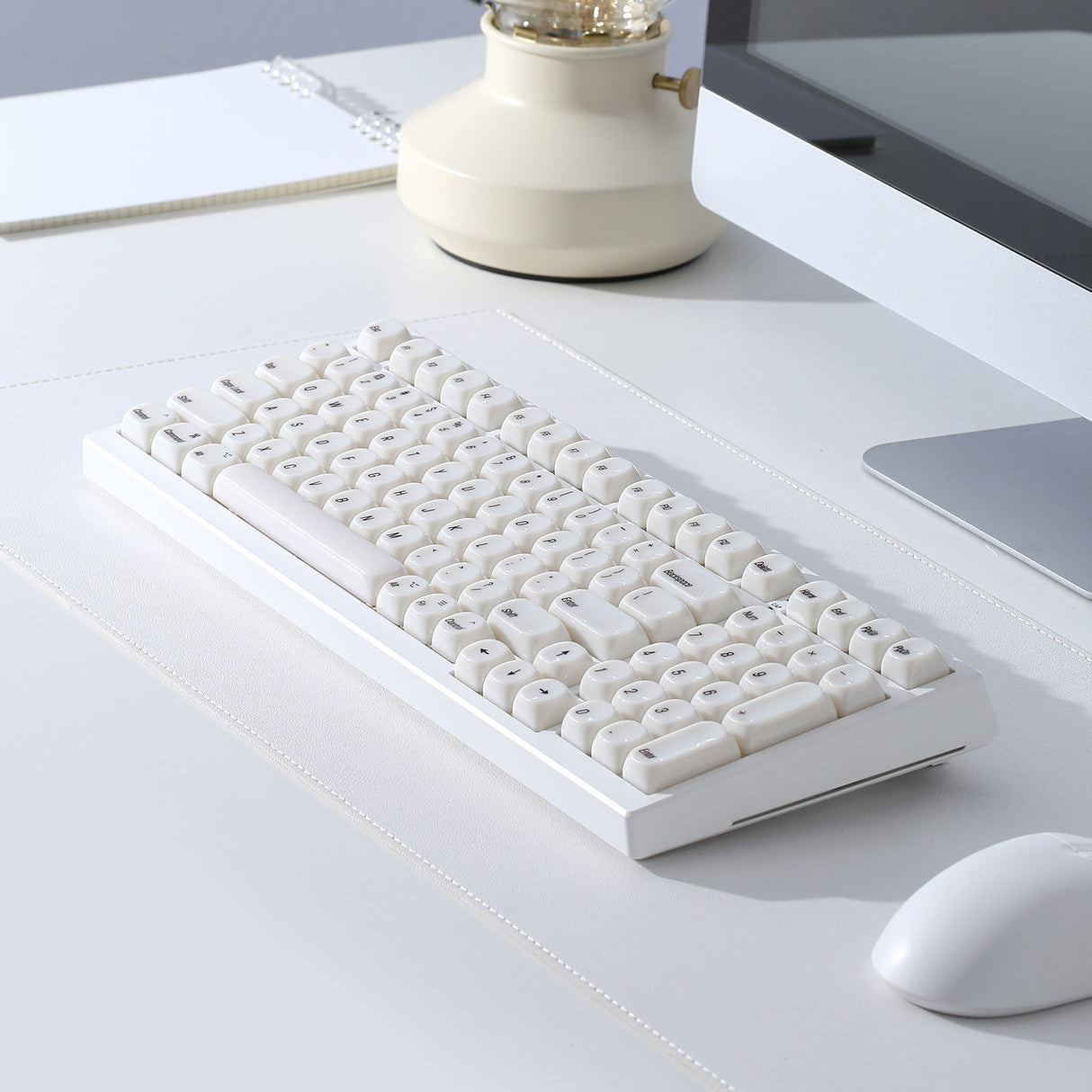 YUNZII Ceramic Jade MOA Profile Keycap Set