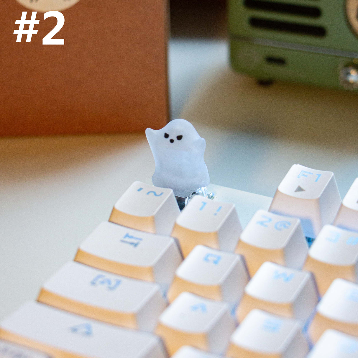 YUNZII Light Transmission Little Ghost Artisan Keycap